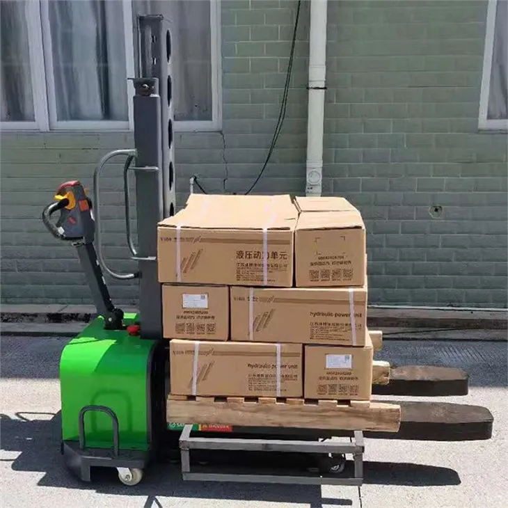 O'z-o'zidan ko'tariladigan palletli jek